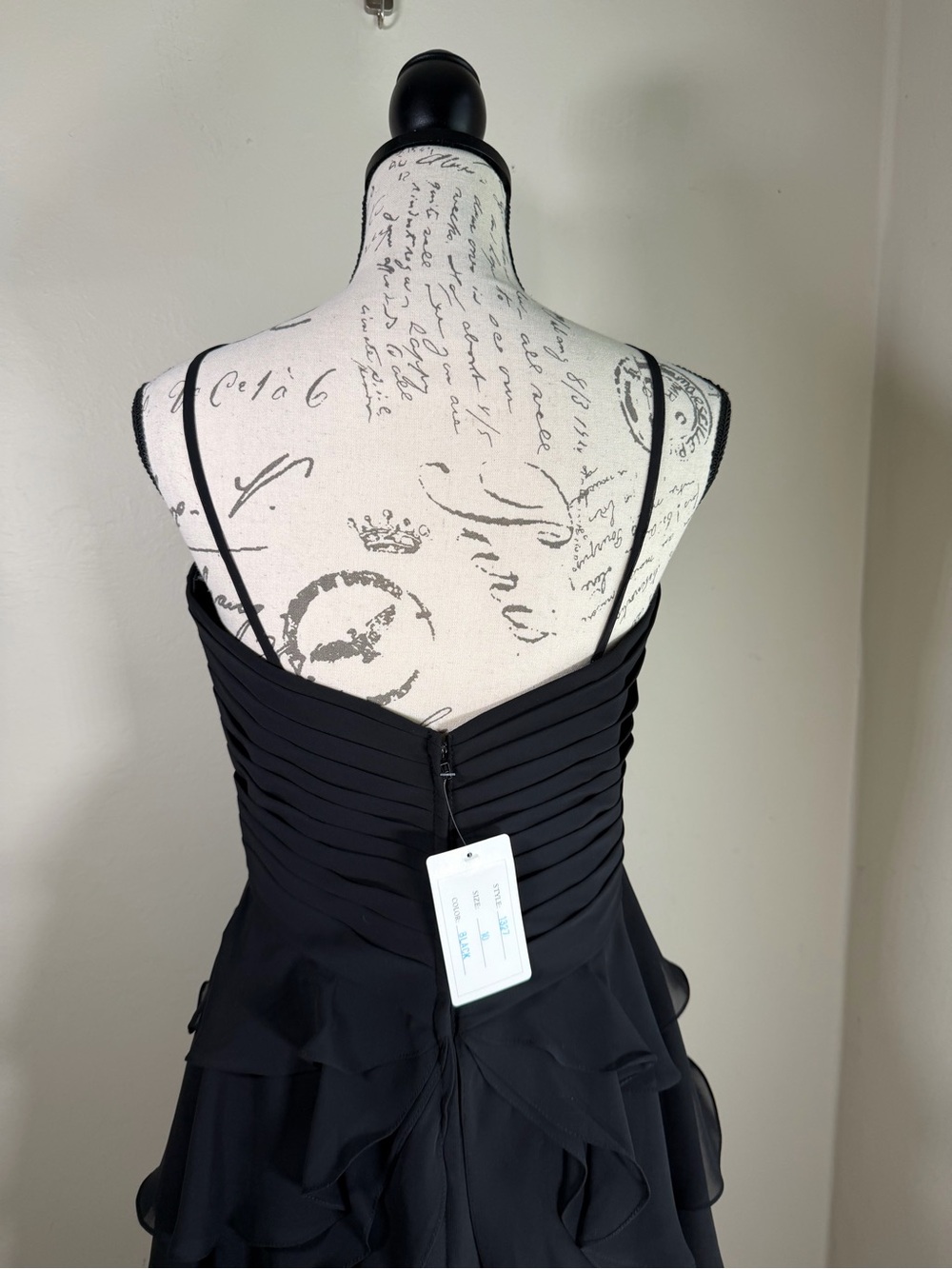 Allure Bridals Black Strapless Sweetheart Ruffle Cocktail Dress - Picture 4 of 11
